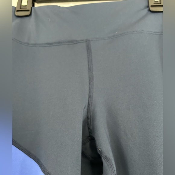 JoyLab Poppy Blue Red Tights Cropped Women’s Size Medium Great Condition - Picture 4 of 10